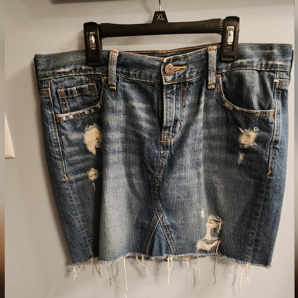 🍉Old Navy Distressed Denim Mini Skirt - Blue